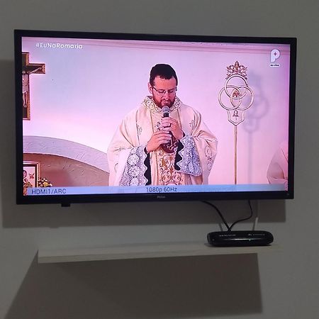 אפרסידה Pousada Quarto Privativo A 600 Mts Da Basilica Nova מראה חיצוני תמונה